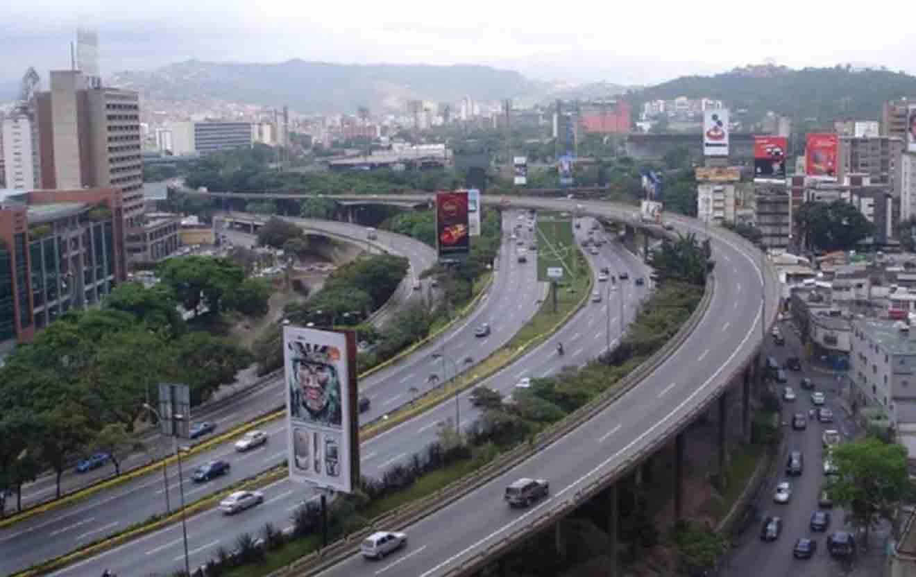 Autopista Gran Cacique Guaicaipuro